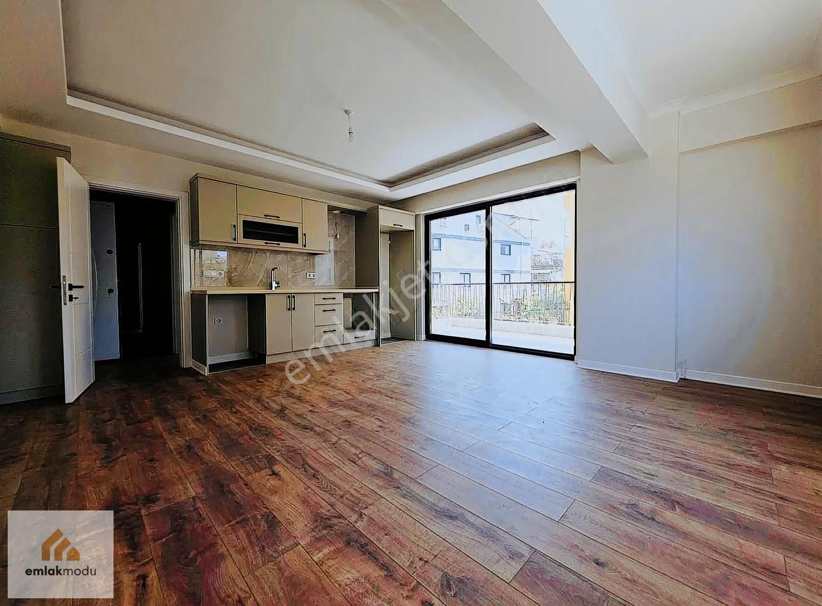 Emlakmodu'ndan Tuzla Mahallesi'nde 3+1 Satılık Daire