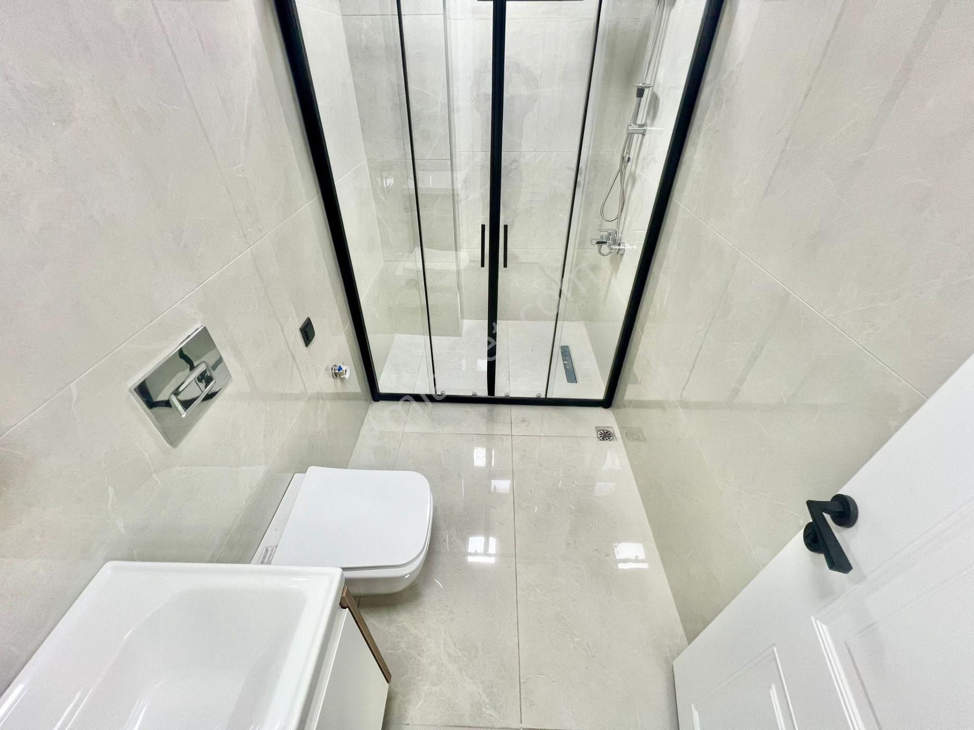 ⭐ay Emlak'tan⭐akçay'da Denize Sadece 50 M Muhteşem Konumlu Ön Cephe Şık Tasarımlı Satılık 2+1 Daire - Görsel 15