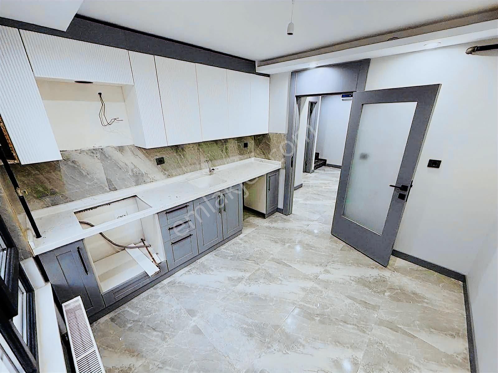 Yeni Çınardan Manzaralı Yeni Bina Sıfır 5+1 Dublex...!!! - Görsel 11