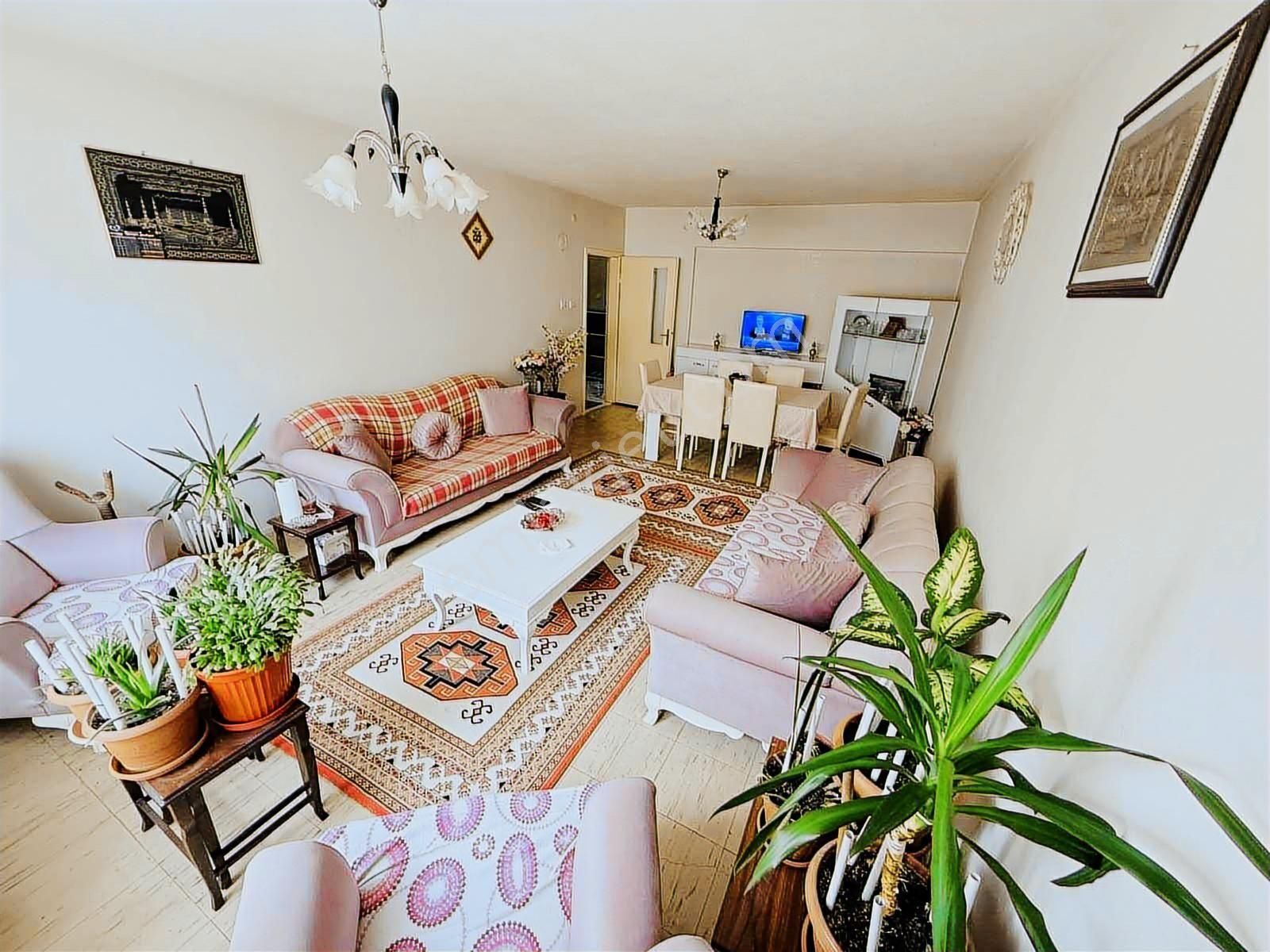 Yeni Çınar'dan Hastane Okul Yakını Cadde Üzeri Ara Kat 3+1 Daire - Görsel 6