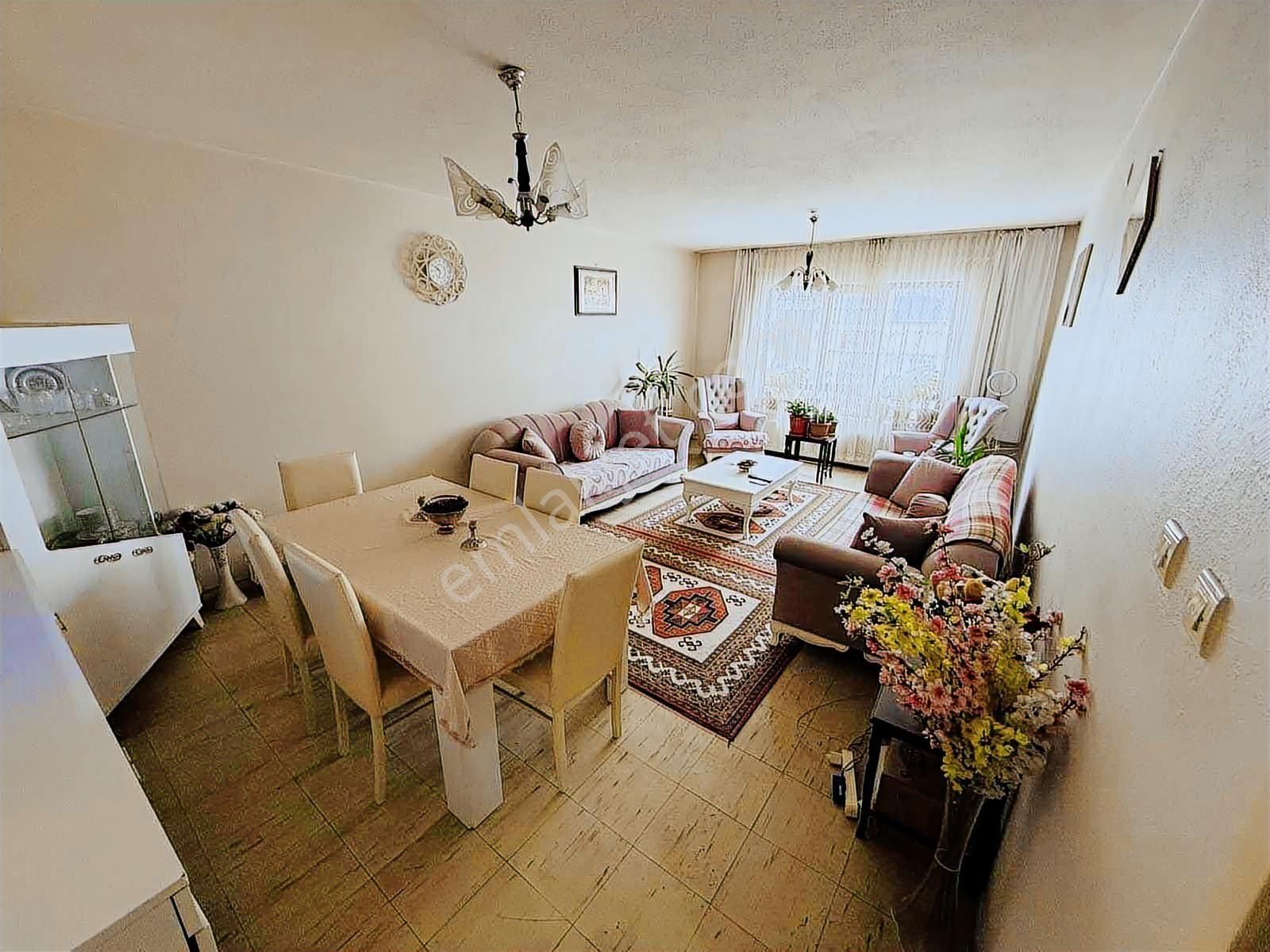 Yeni Çınar'dan Hastane Okul Yakını Cadde Üzeri Ara Kat 3+1 Daire - Görsel 5