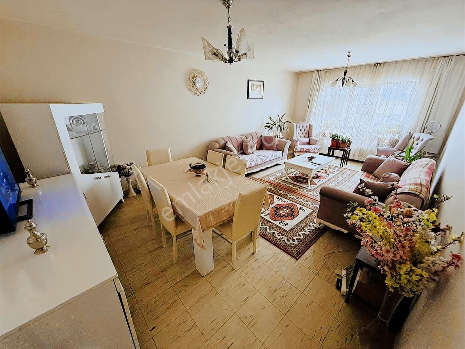 Yeni Çınar'dan Hastane Okul Yakını Cadde Üzeri Ara Kat 3+1 Daire - Görsel 4