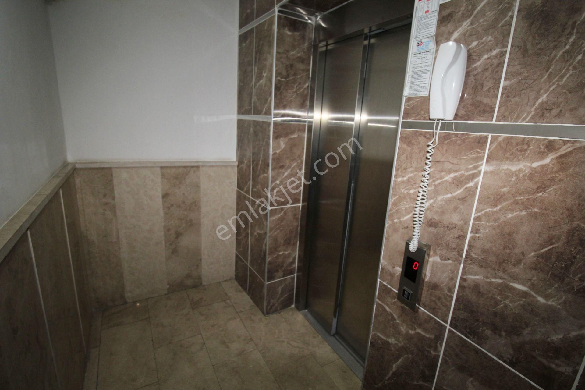 Krc'den Cadde Üzeri Başkentray'a Trene Okula Yürüme Mesafesinde 3+1 Kiralık Daire - Görsel 21