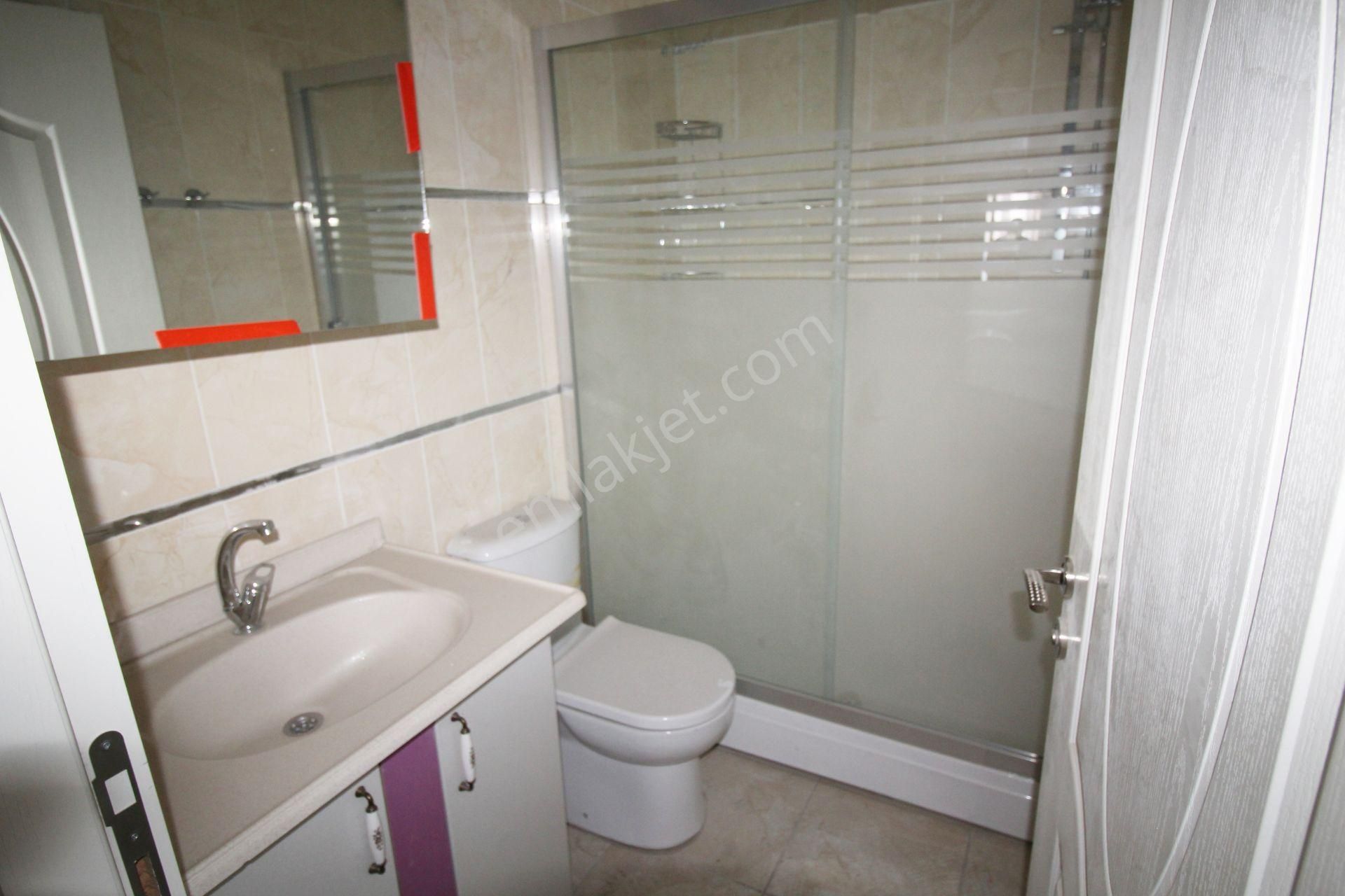 Krc'den Cadde Üzeri Başkentray'a Trene Okula Yürüme Mesafesinde 3+1 Kiralık Daire - Görsel 19