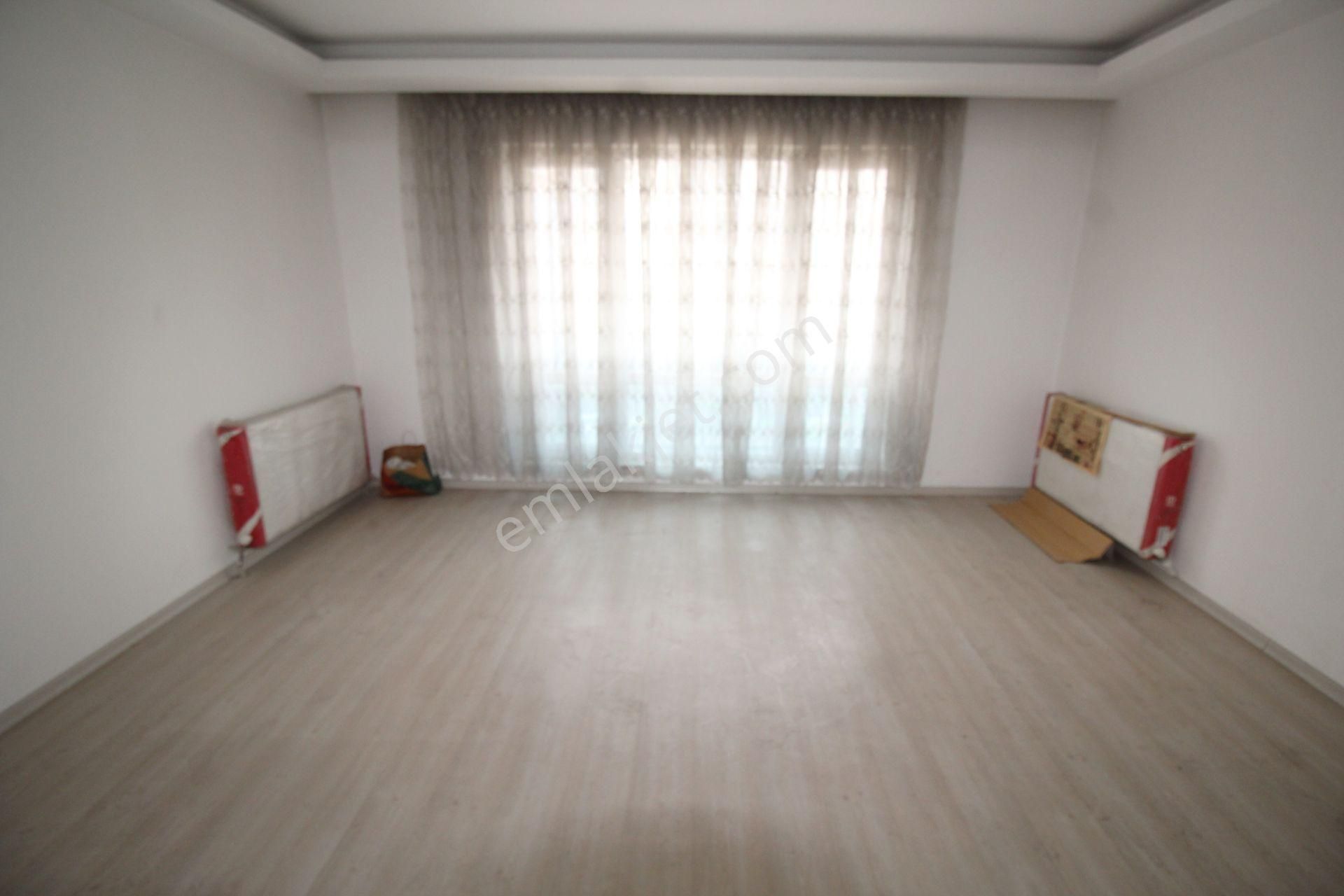 Krc'den Cadde Üzeri Başkentray'a Trene Okula Yürüme Mesafesinde 3+1 Kiralık Daire - Görsel 2