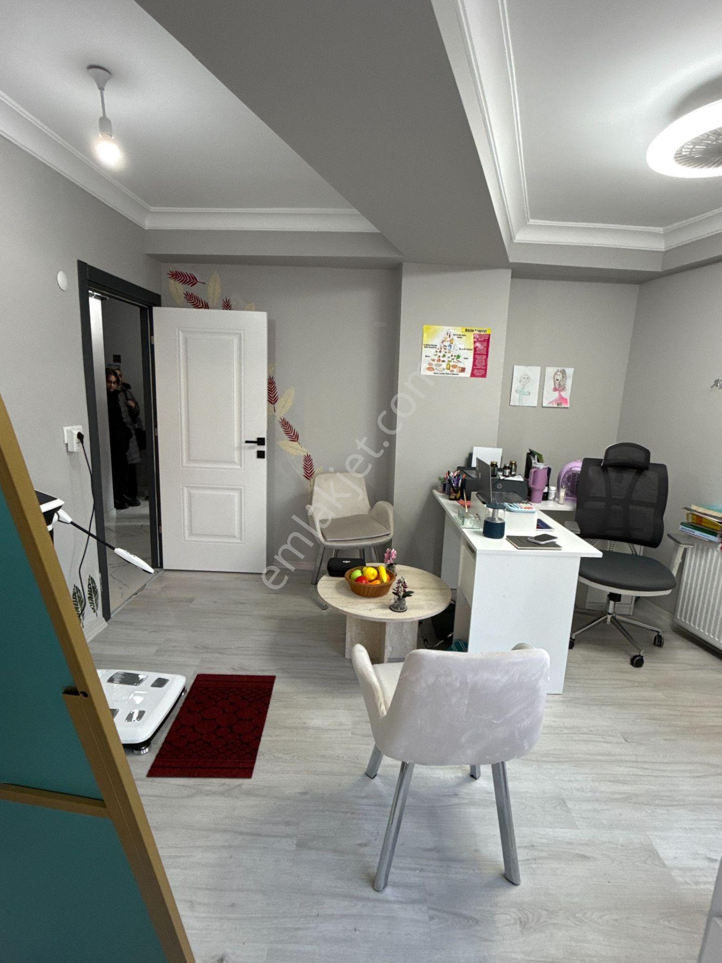 Bahçelievler'de Adliyeye Yakın, 65 M² 2+1 Satılık Ofis - Görsel 5
