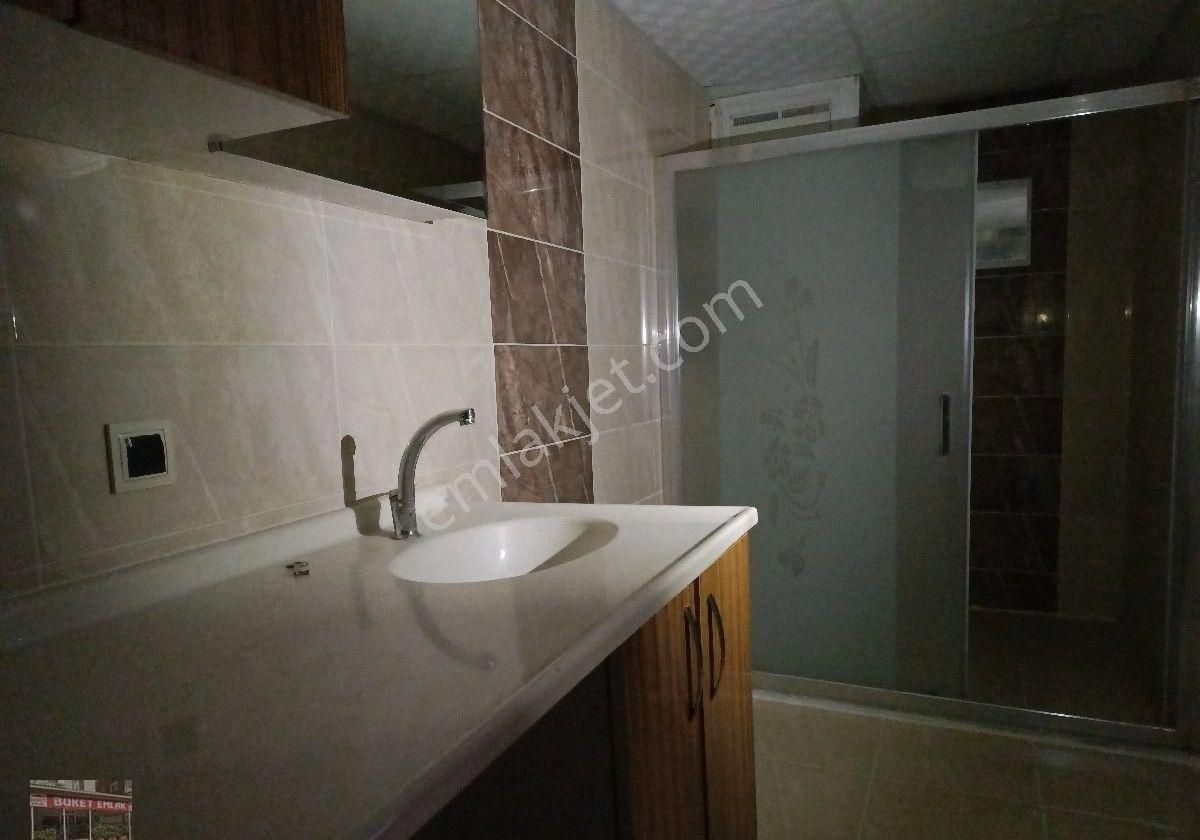 Buket Emlaktan Kiralık 2+1 Daire Ara Kat Doğalgazlı Asansörlü - Görsel 8