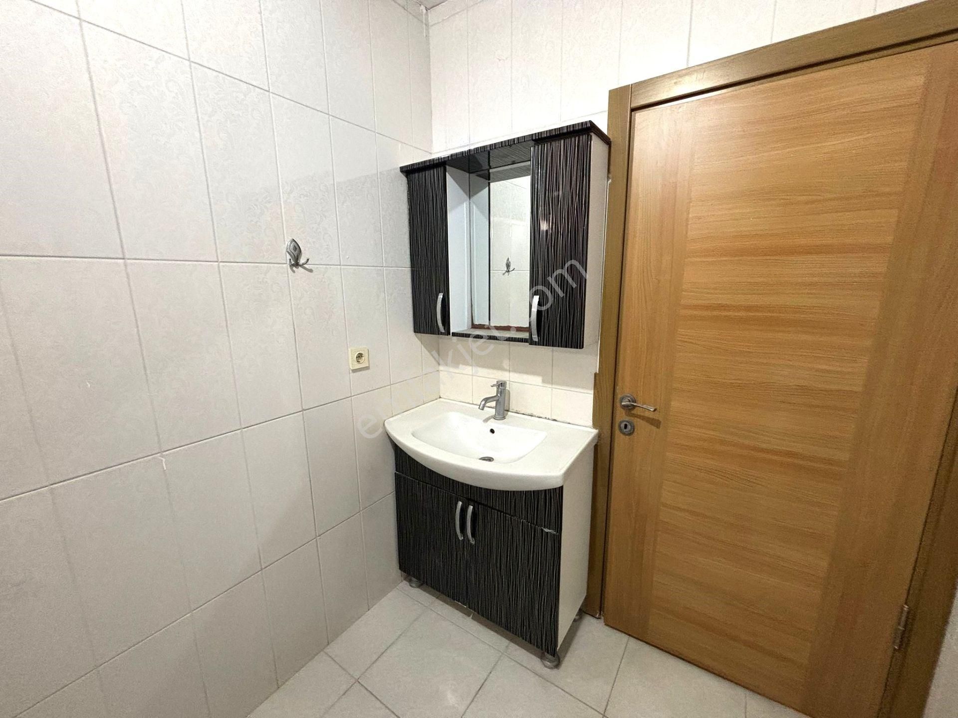 **eryıldız İnşaat'tan**fevzipaşa Mah.güveniş Caddesinde İskanlı 145m2 Lüx 3+1** - Görsel 27