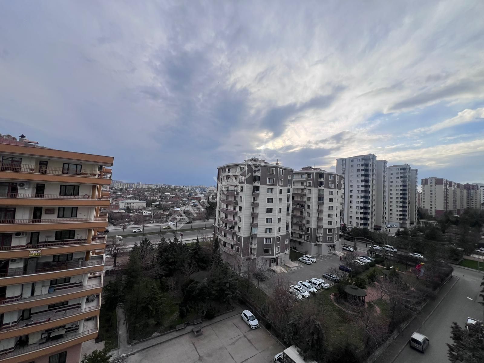 Makro Life Gayrimenkul'den Diclekent Nasır Usta Arkası'nda 3+1 Daire - Görsel 14