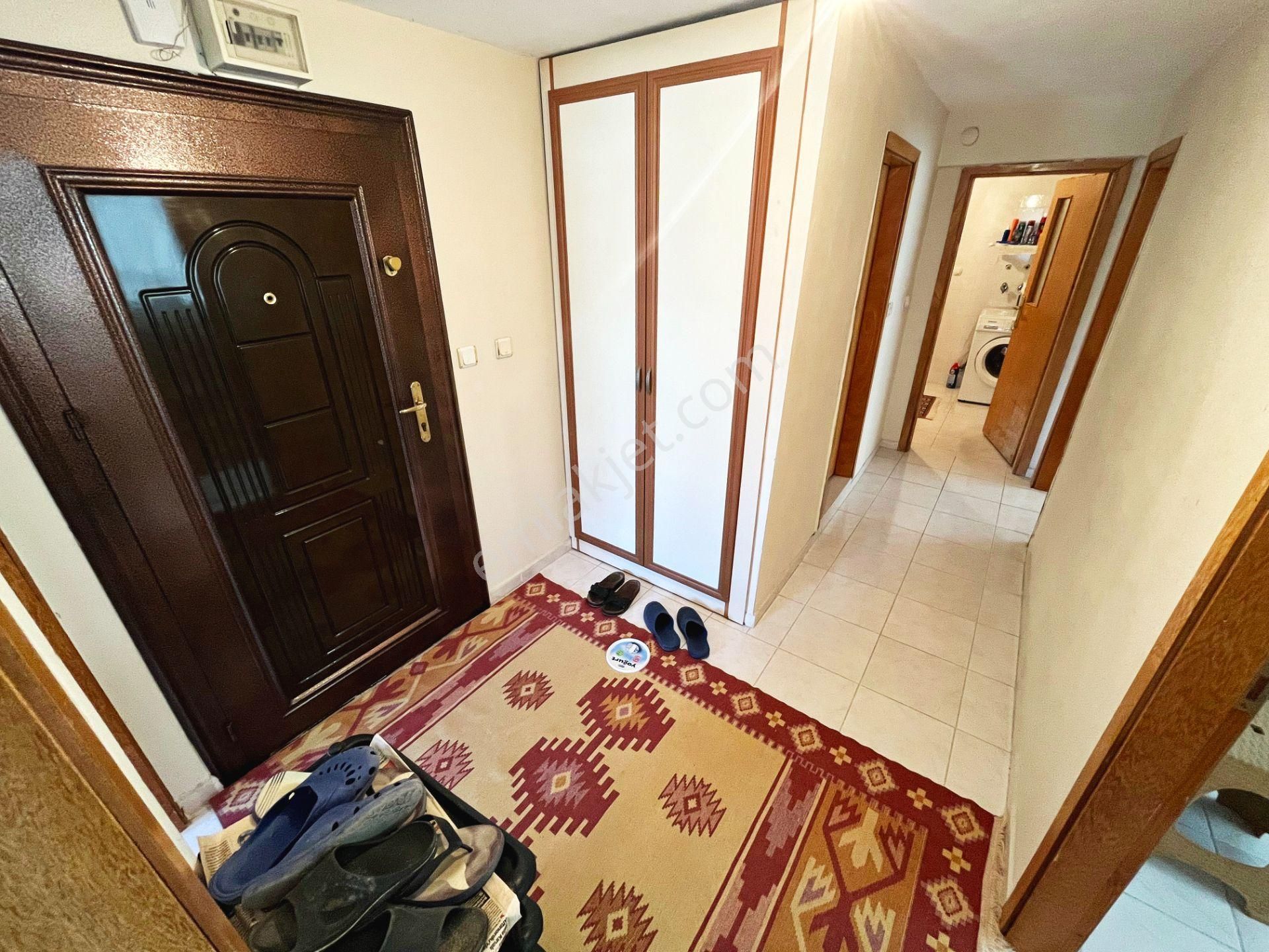 🛑🛑 Aktiften Akçay'da Satılık Denize Yakın Ön Cephe Arakat Geniş Çift Balkonlu 2+1 Daire - Görsel 9