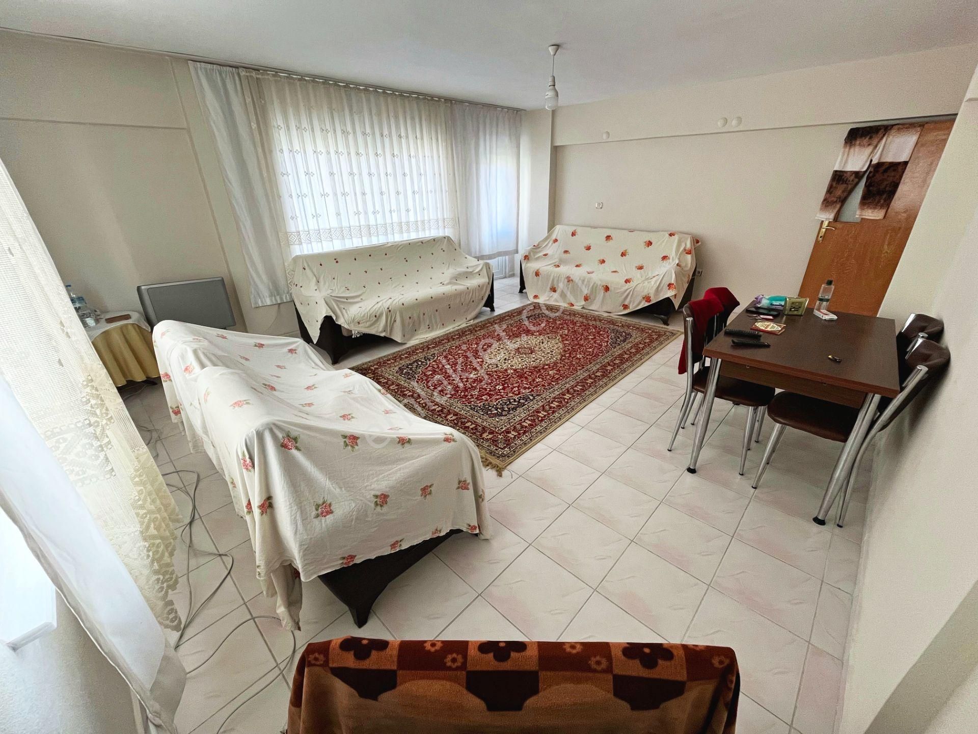 🛑🛑 Aktiften Akçay'da Satılık Denize Yakın Ön Cephe Arakat Geniş Çift Balkonlu 2+1 Daire - Görsel 8