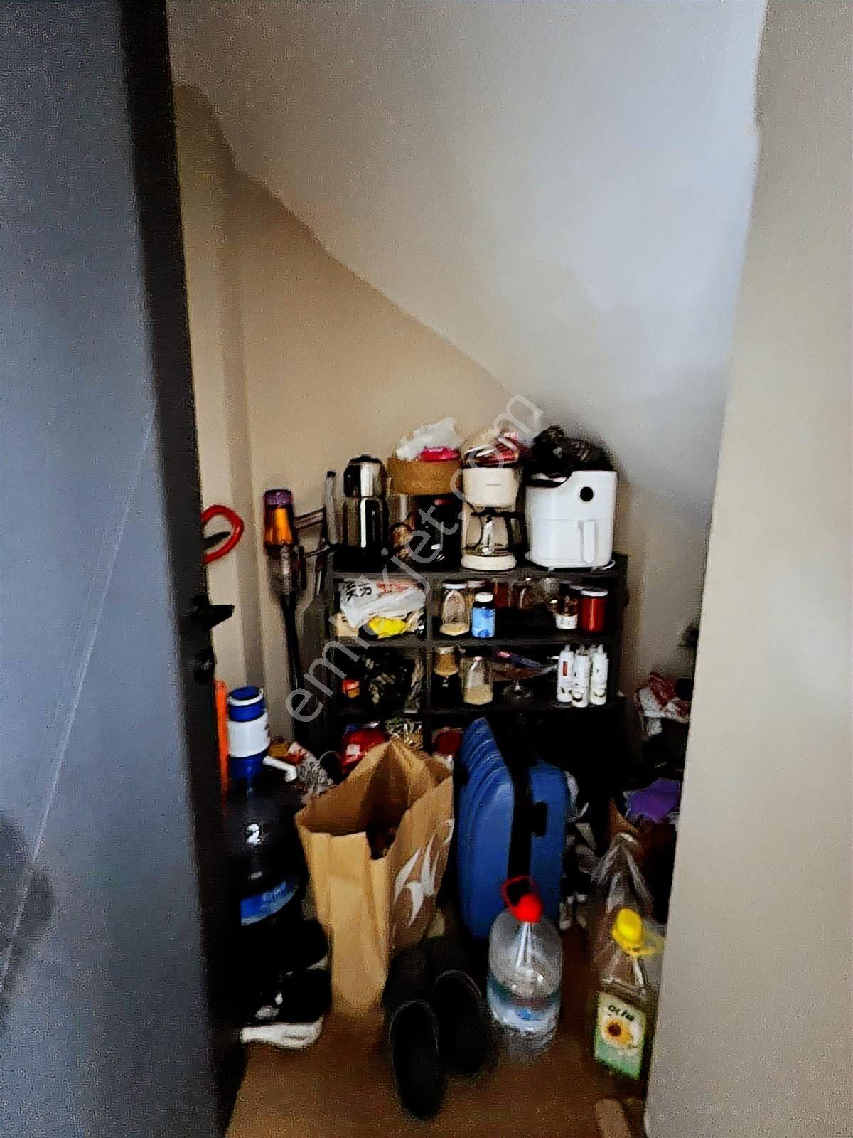Batı Çıkışına Yakın Güvenlikli Havuzlu Sitede 2 + 1 Daire - Görsel 27