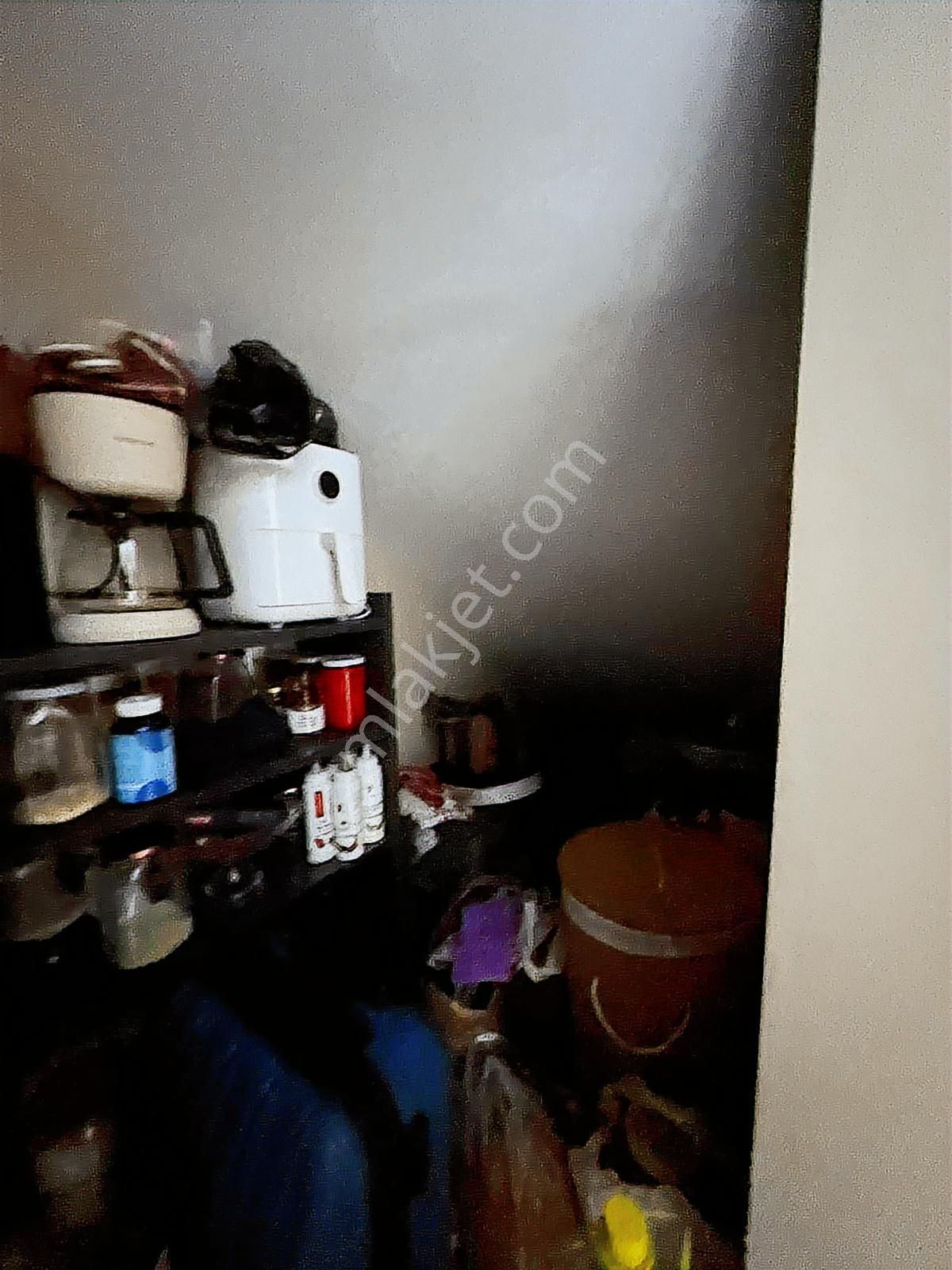 Batı Çıkışına Yakın Güvenlikli Havuzlu Sitede 2 + 1 Daire - Görsel 26