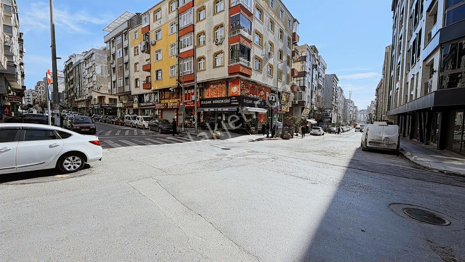 Çiğdem Emlak'tan Cadde Üzerinde Tabela Değeri Yüksek Dükkan - Görsel 7