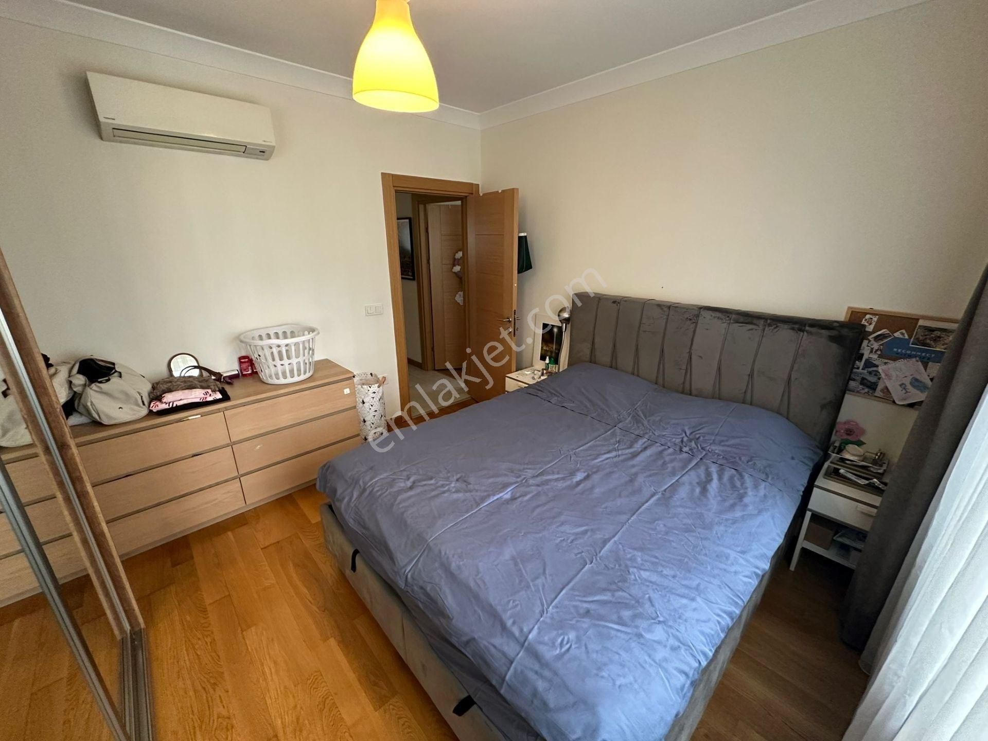 Caddebostan Sahil Plaj Yolunca Köşe Binada Balkonlu - Görsel 23