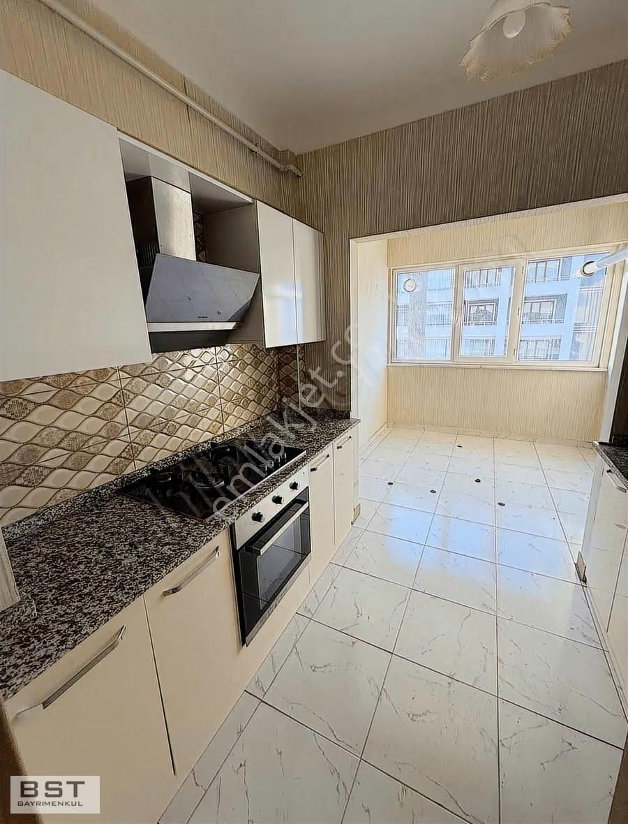 Şefikcan Hacıkaymak Mh Vialand'da Kiralık 3+1 Daire