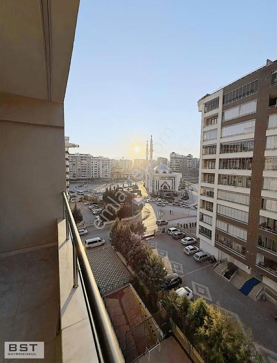 Şefikcan Hacıkaymak Mh Vialand'da Kiralık 3+1 Daire - Görsel 29