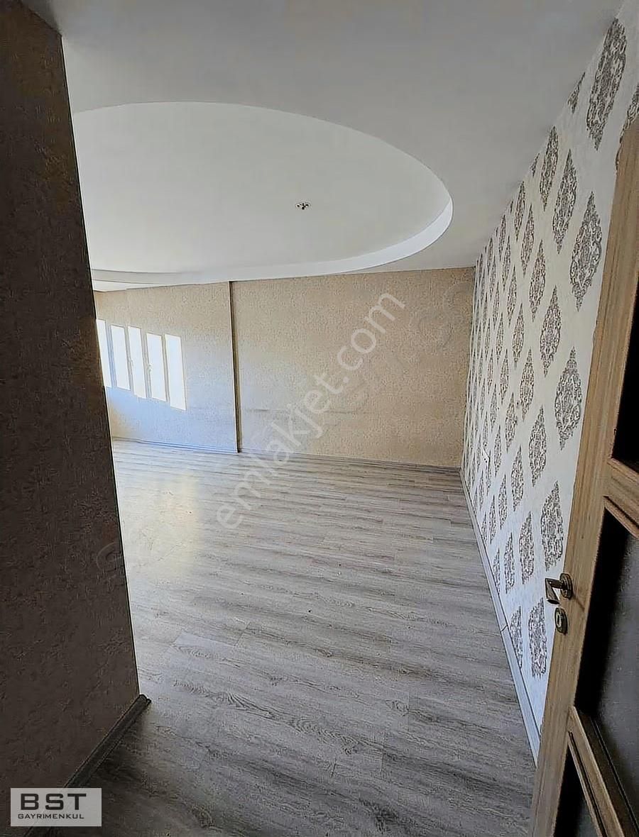 Şefikcan Hacıkaymak Mh Vialand'da Kiralık 3+1 Daire - Görsel 15