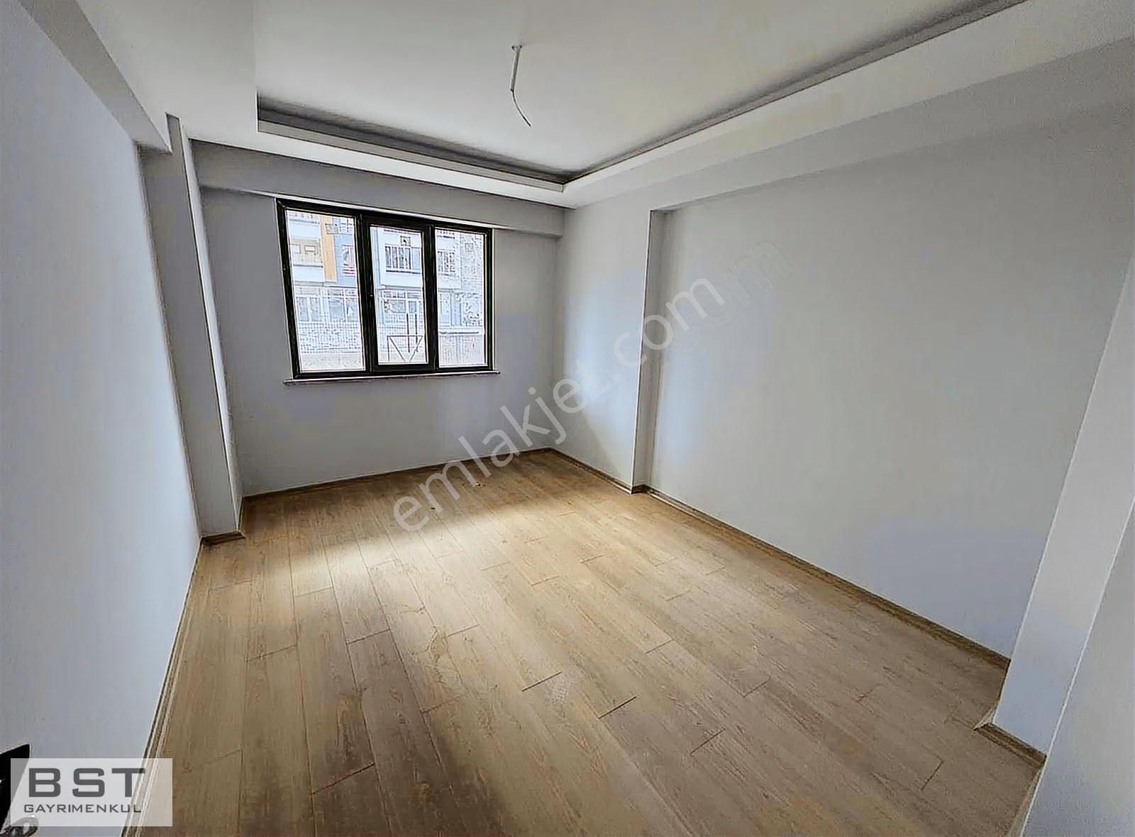 Erenler Mh Fetih Cd 100m Halı Saha Yanı 3 + 1 110 M2 Net - Görsel 10