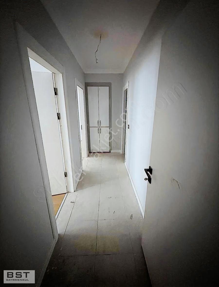 Erenler Mh Fetih Cd 100m Halı Saha Yanı 3 + 1 110 M2 Net - Görsel 17