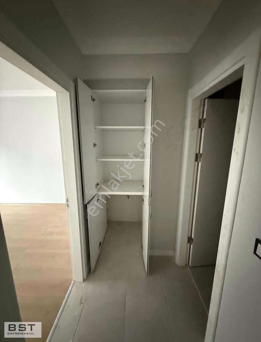 Erenler Mh Fetih Cd 100m Halı Saha Yanı 3 + 1 110 M2 Net - Görsel 25