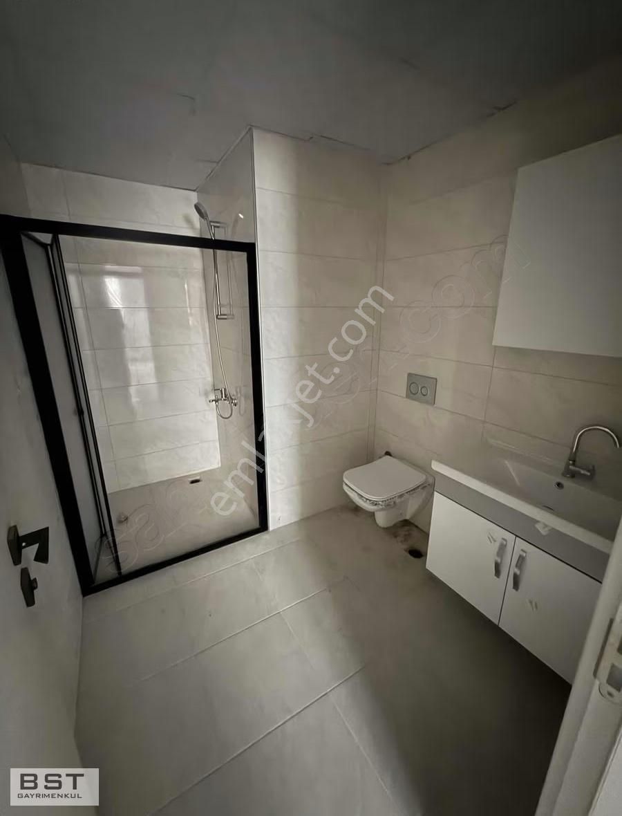 Erenler Mh Fetih Cd 100m Halı Saha Yanı 3 + 1 110 M2 Net - Görsel 32