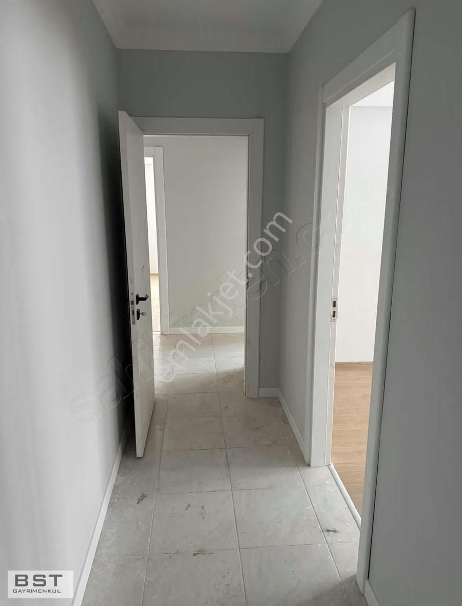 Erenler Mh Fetih Cd 100m Halı Saha Yanı 3 + 1 110 M2 Net - Görsel 27