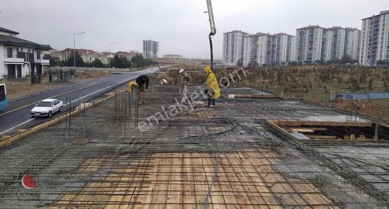 Özgür'den Yakınca Cadde Üzeri Natamam İkiz Villa - Görsel 2