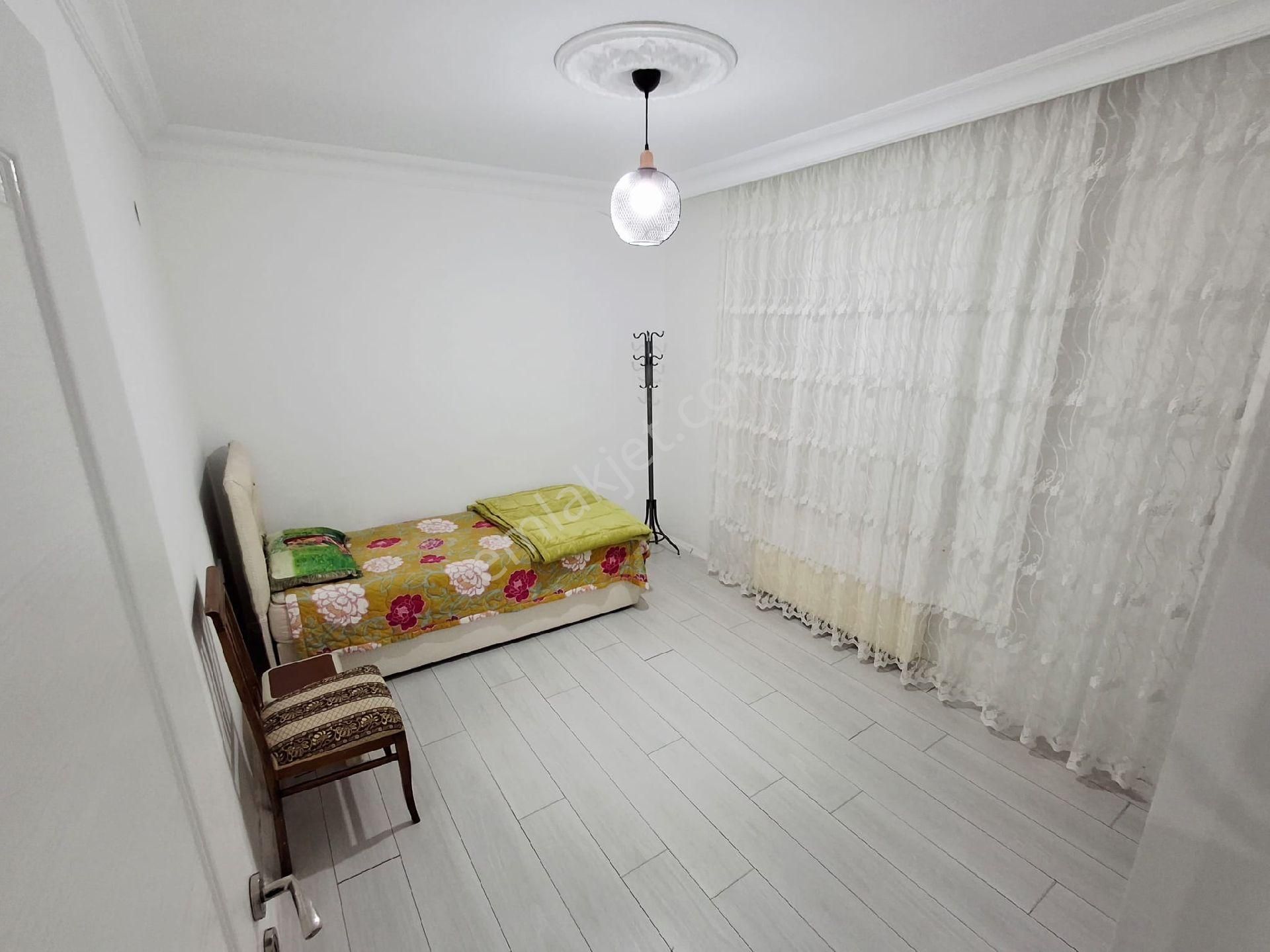 Evim-nur'dan Mevlana Mh. 3+1 Giriş Kat 125m2 Doğalgazlı Fırsat Daire - Görsel 7