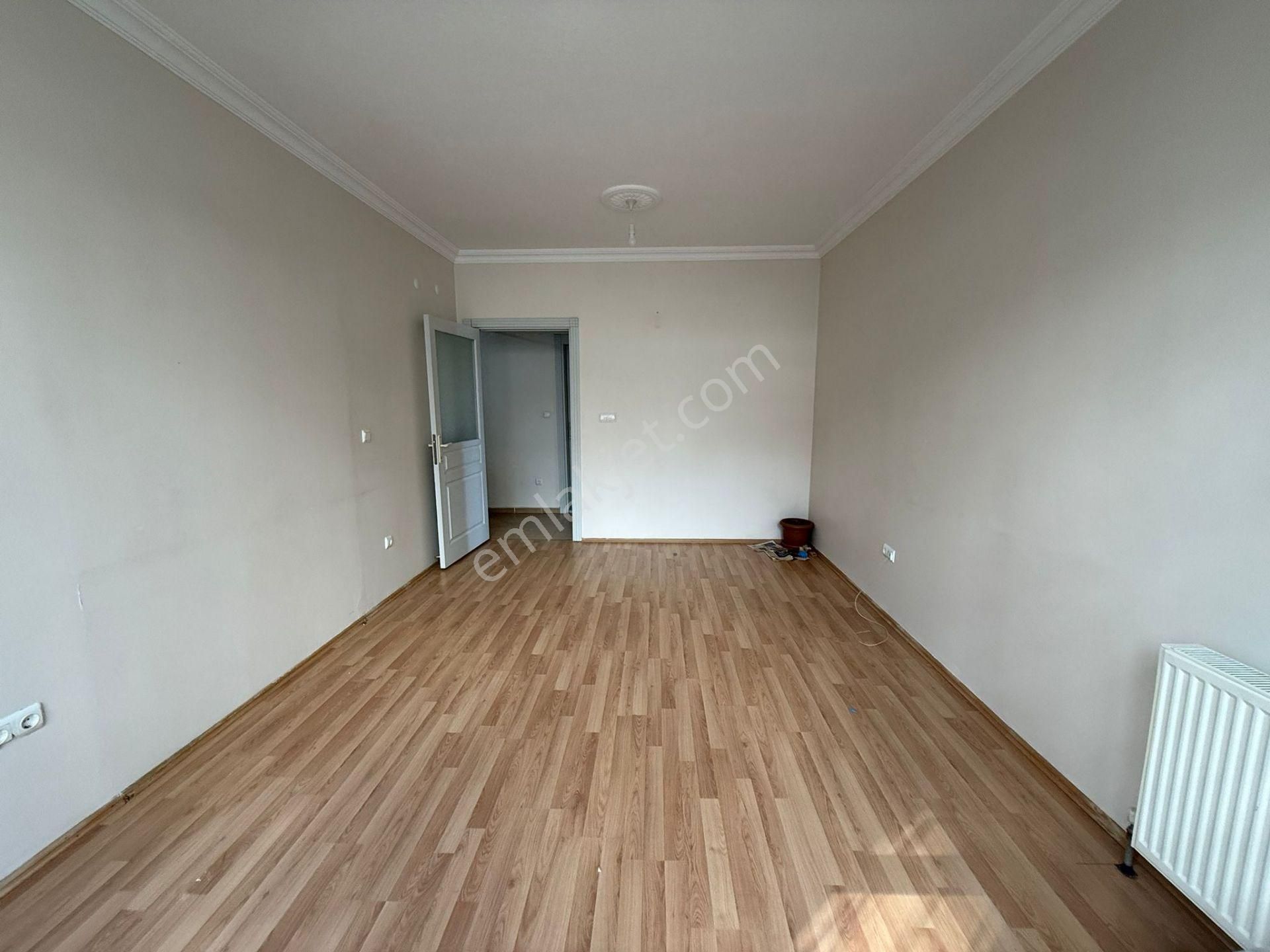 Krc'den Esentepe Toki Bloklarında Satılık 2+1 Daire - Görsel 2