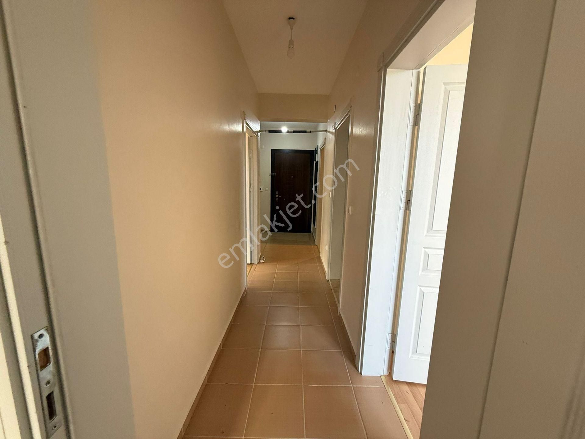 Krc'den Esentepe Toki Bloklarında Satılık 2+1 Daire - Görsel 11