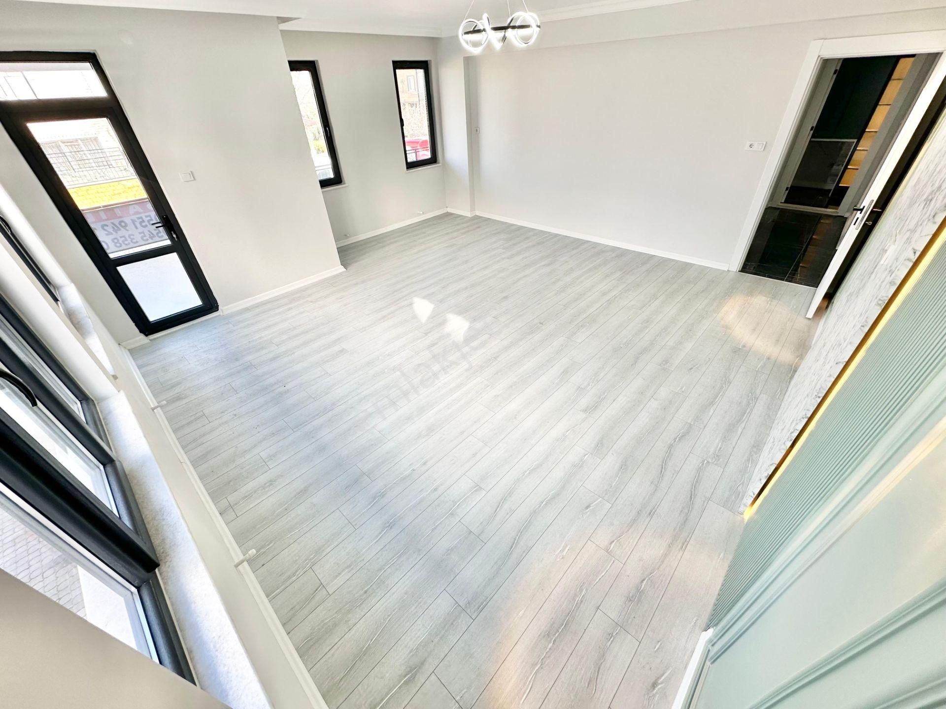 ꧁yetkili Ay Emlak'tan꧁akçay'da Arakat Ön Cephe Ayrı Mutfaklı Lüks Tasarım Satılık 2+1 Daire - Görsel 15