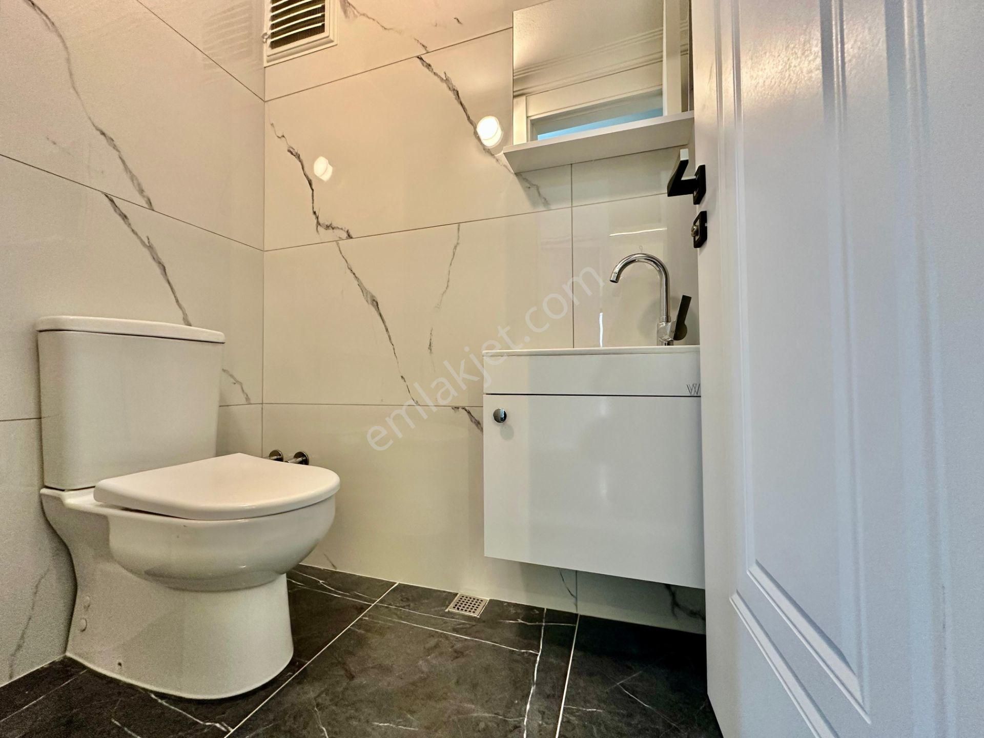 ꧁yetkili Ay Emlak'tan꧁akçay'da Arakat Ön Cephe Ayrı Mutfaklı Lüks Tasarım Satılık 2+1 Daire - Görsel 34