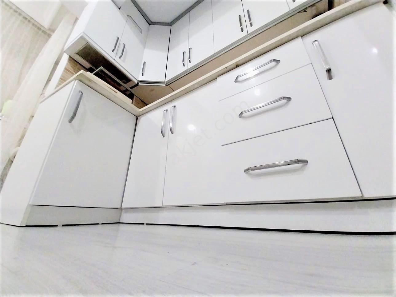 ꧁ay Emlaktan꧂akçay Merkezde Denize 5oo Mt Arakat Muhteşem Konumlu Ayrı Mutfak 2+1 Satılık Daire - Görsel 8