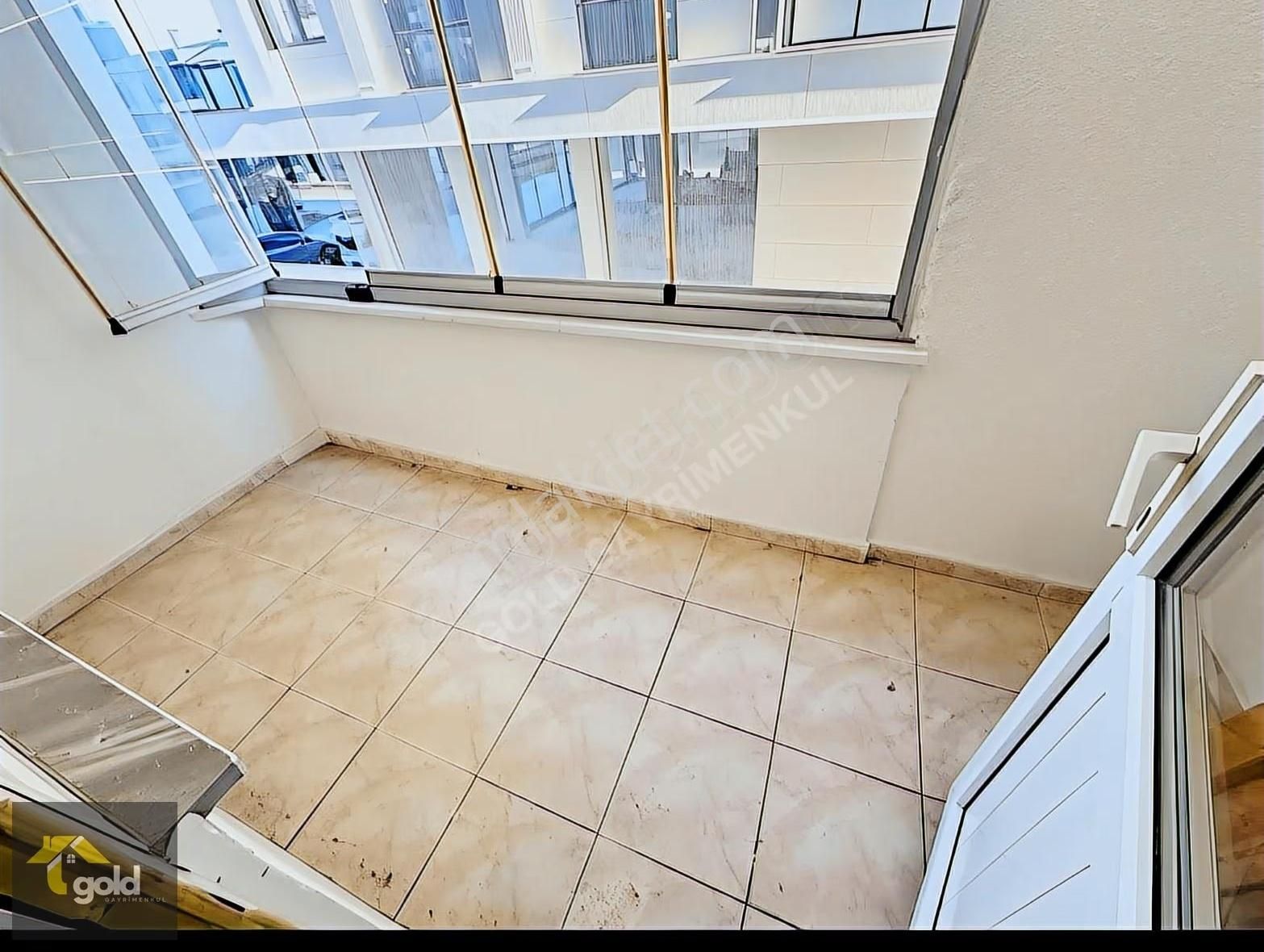 Körfez Sahile Çok Yakın