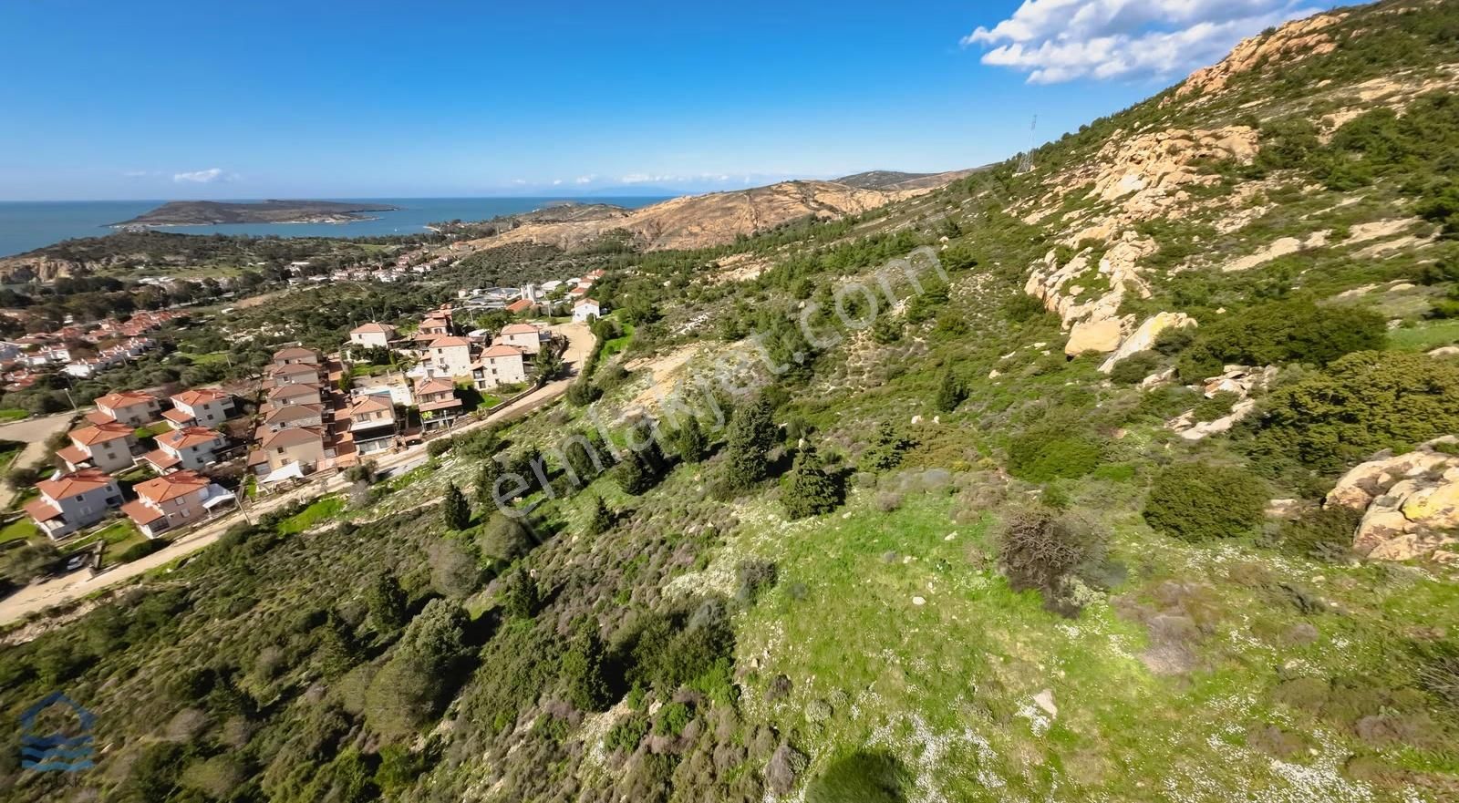 Eski Foça Merkezde Satılık Tarla Deniz Manzaralı, Yola Cepheli - Görsel 18