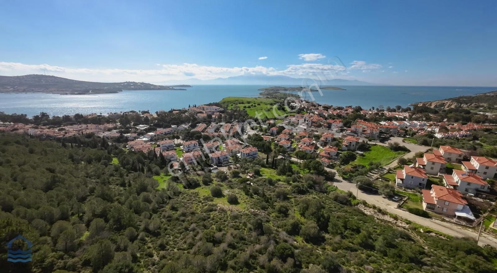 Eski Foça Merkezde Satılık Tarla Deniz Manzaralı, Yola Cepheli - Görsel 9