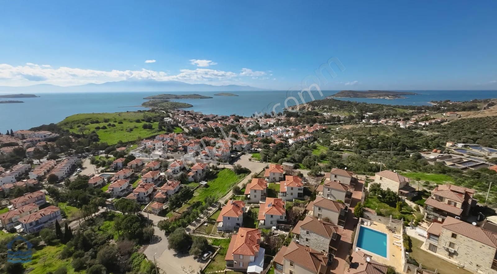 Eski Foça Merkezde Satılık Tarla Deniz Manzaralı, Yola Cepheli - Görsel 12