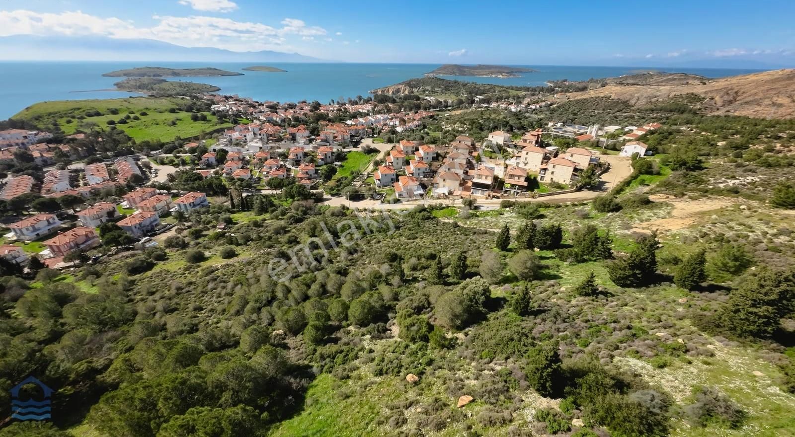 Eski Foça Merkezde Satılık Tarla Deniz Manzaralı, Yola Cepheli - Görsel 20