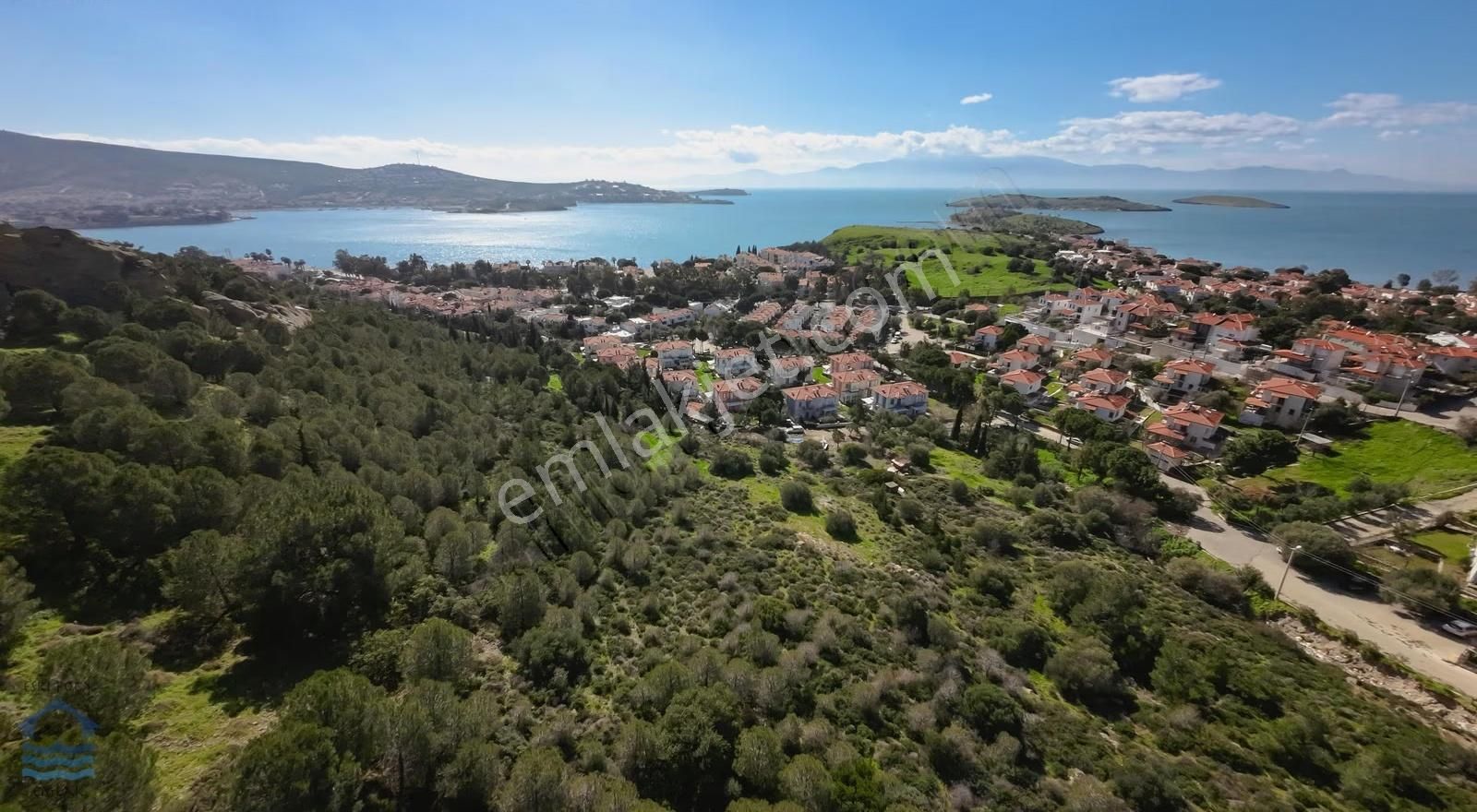 Eski Foça Merkezde Satılık Tarla Deniz Manzaralı, Yola Cepheli - Görsel 16