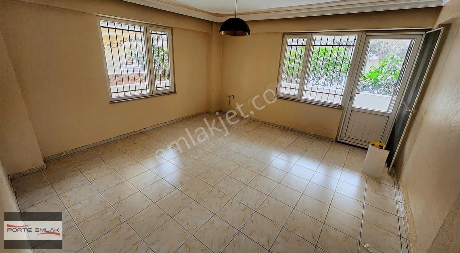 Pazar Pazarında Kiralık Giriş Kat 2+1 Daire - Görsel 7