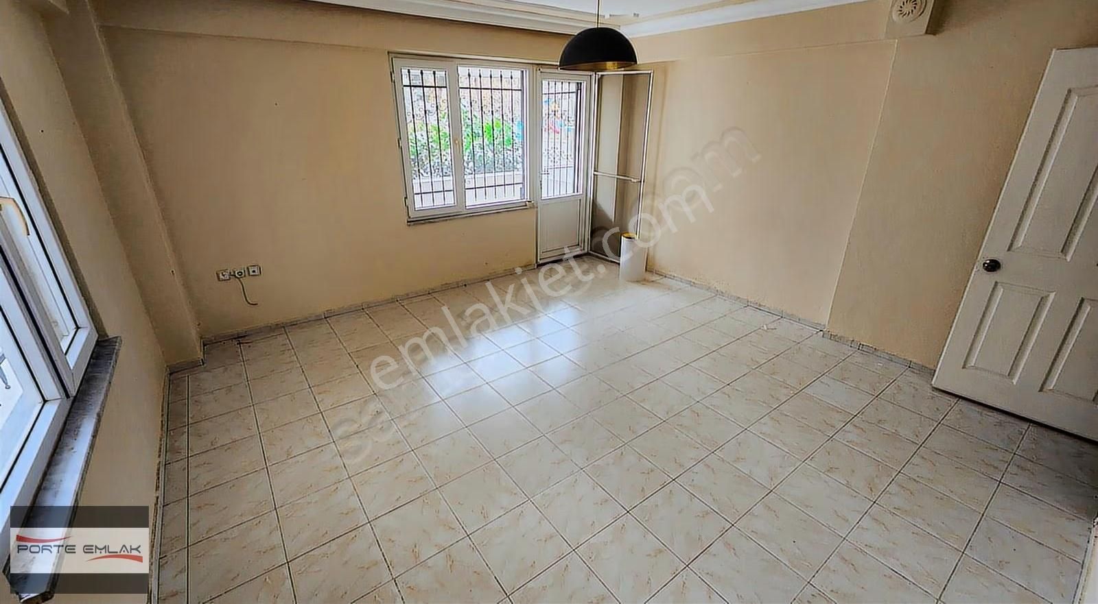 Pazar Pazarında Kiralık Giriş Kat 2+1 Daire - Görsel 12