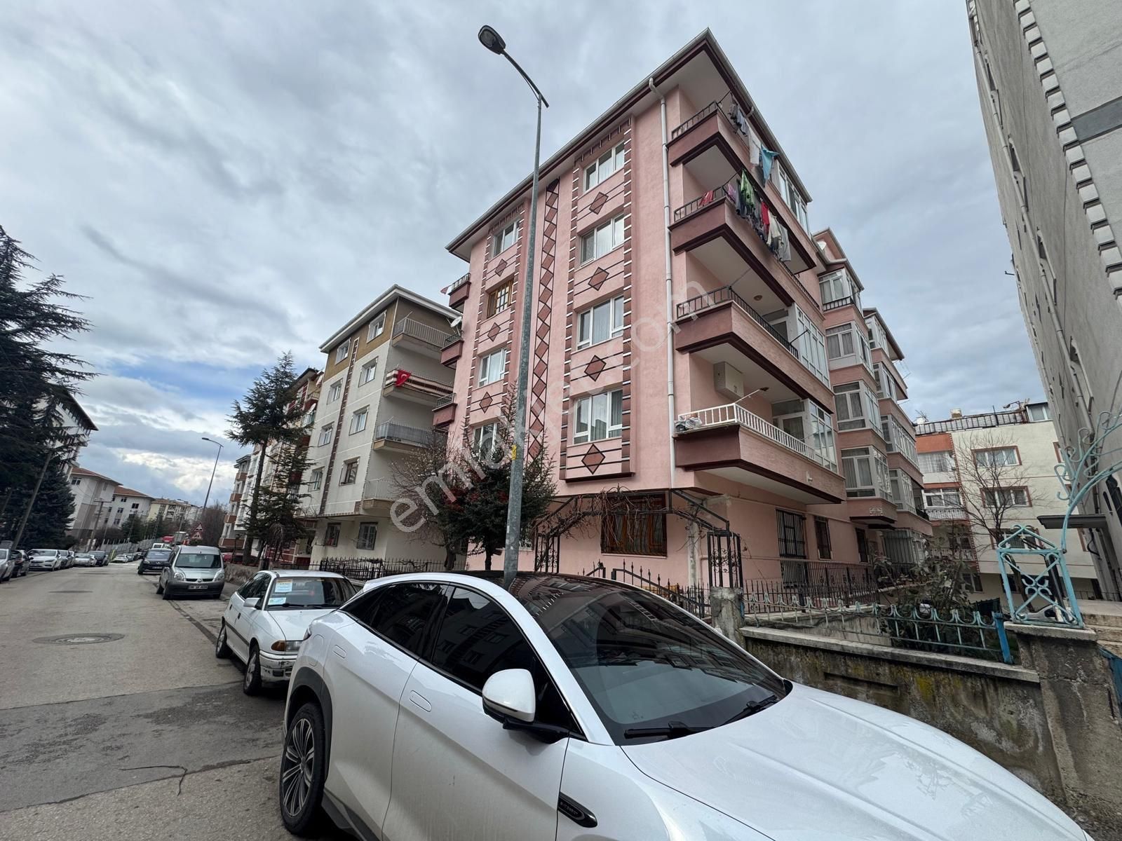 Mareşal Çakmak Mh'de Masrafsız Satılık 3+1 Yüksek Giriş Daire - Görsel 31