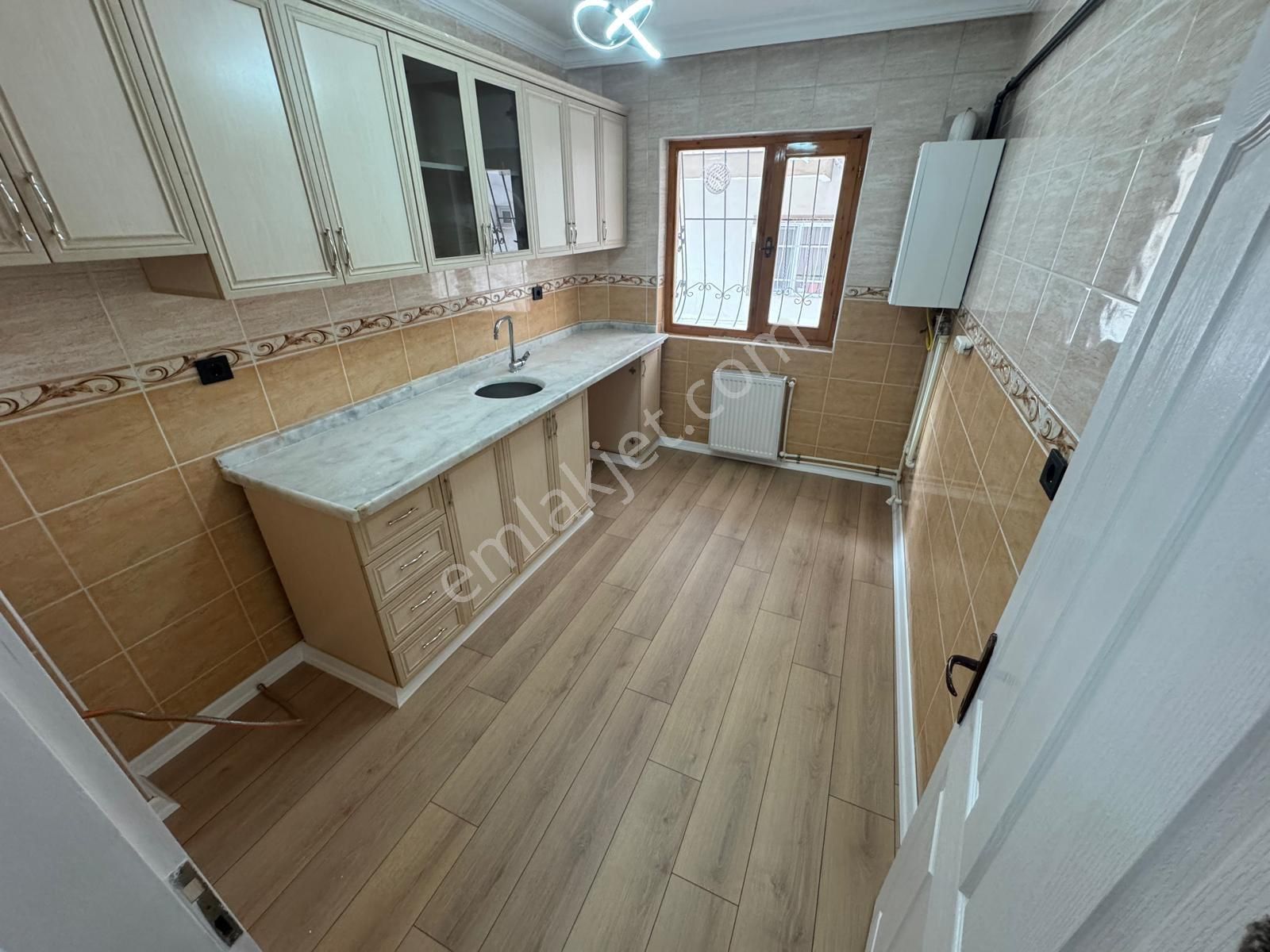 Mareşal Çakmak Mh'de Masrafsız Satılık 3+1 Yüksek Giriş Daire - Görsel 2