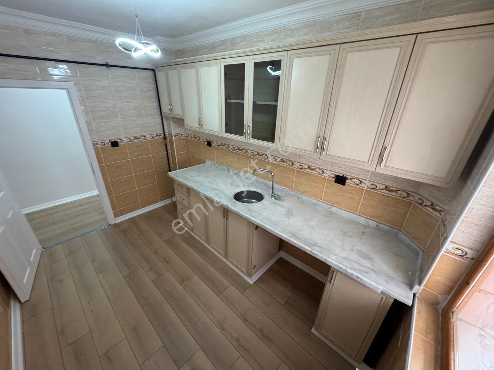 Mareşal Çakmak Mh'de Masrafsız Satılık 3+1 Yüksek Giriş Daire - Görsel 5