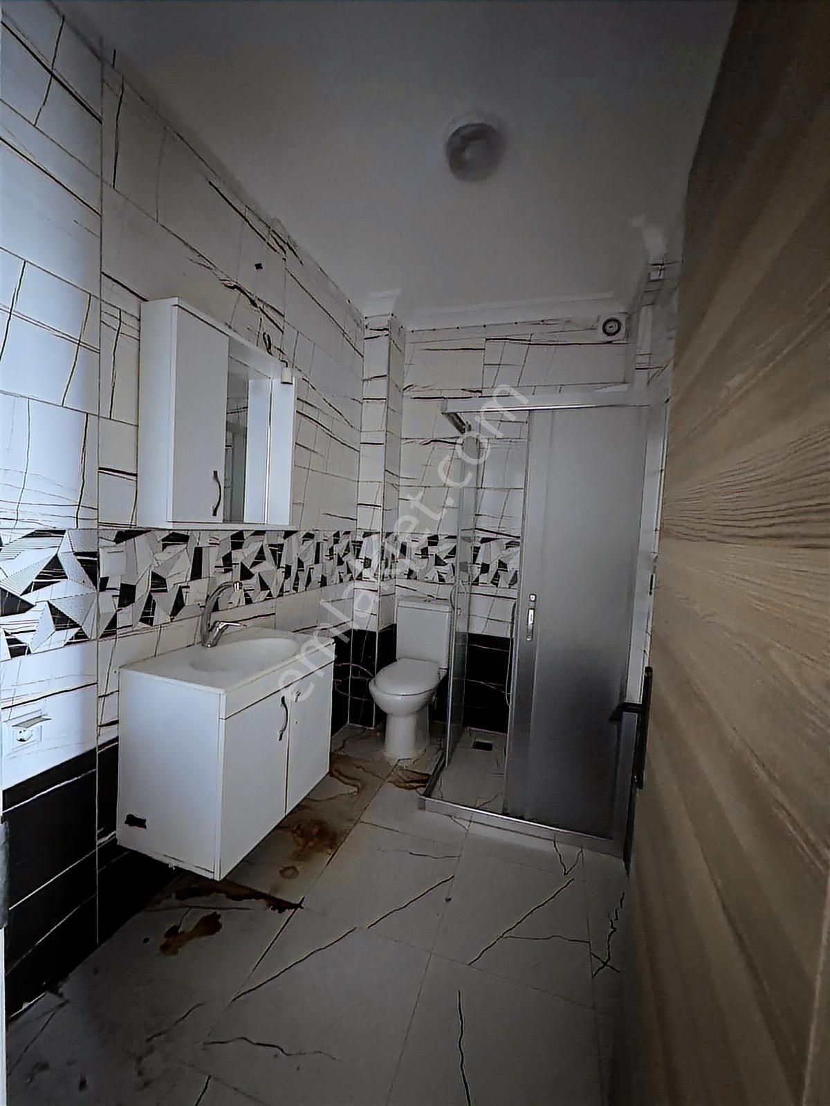 Mavi Emlaktan 100.yıl Mah. Tel Örgü Boyunda 2+1 Kiralık Daire - Görsel 14