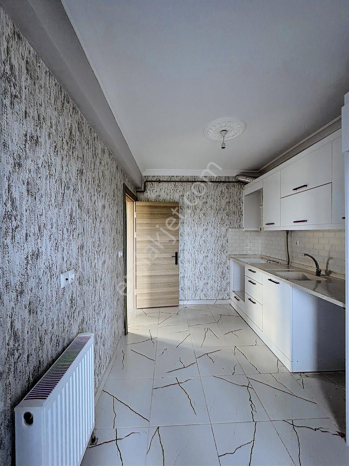 Mavi Emlaktan 100.yıl Mah. Tel Örgü Boyunda 2+1 Kiralık Daire - Görsel 34