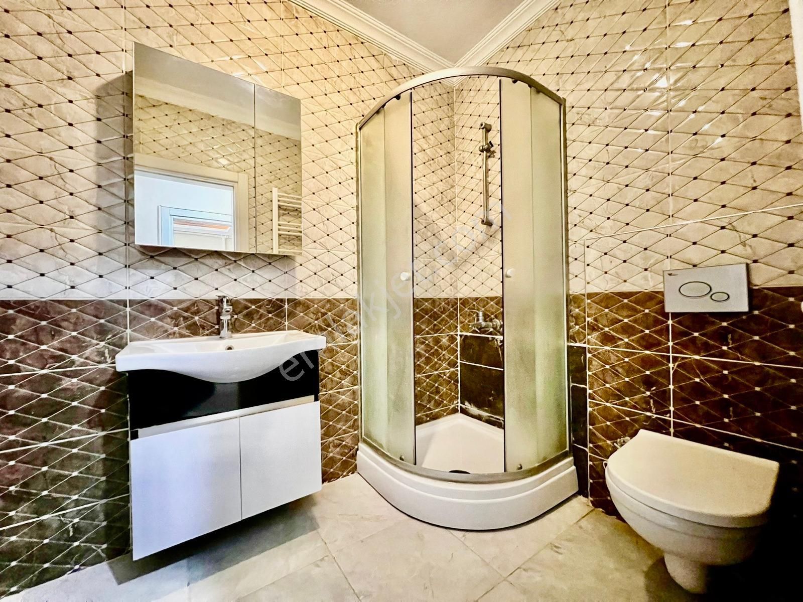 ꧁ay Emlaktan꧂akçay'da Full Kredili Ön Cephe Kombili Asansörlü Muhteşem Konumlu Satılık 1+1 Daire - Görsel 15