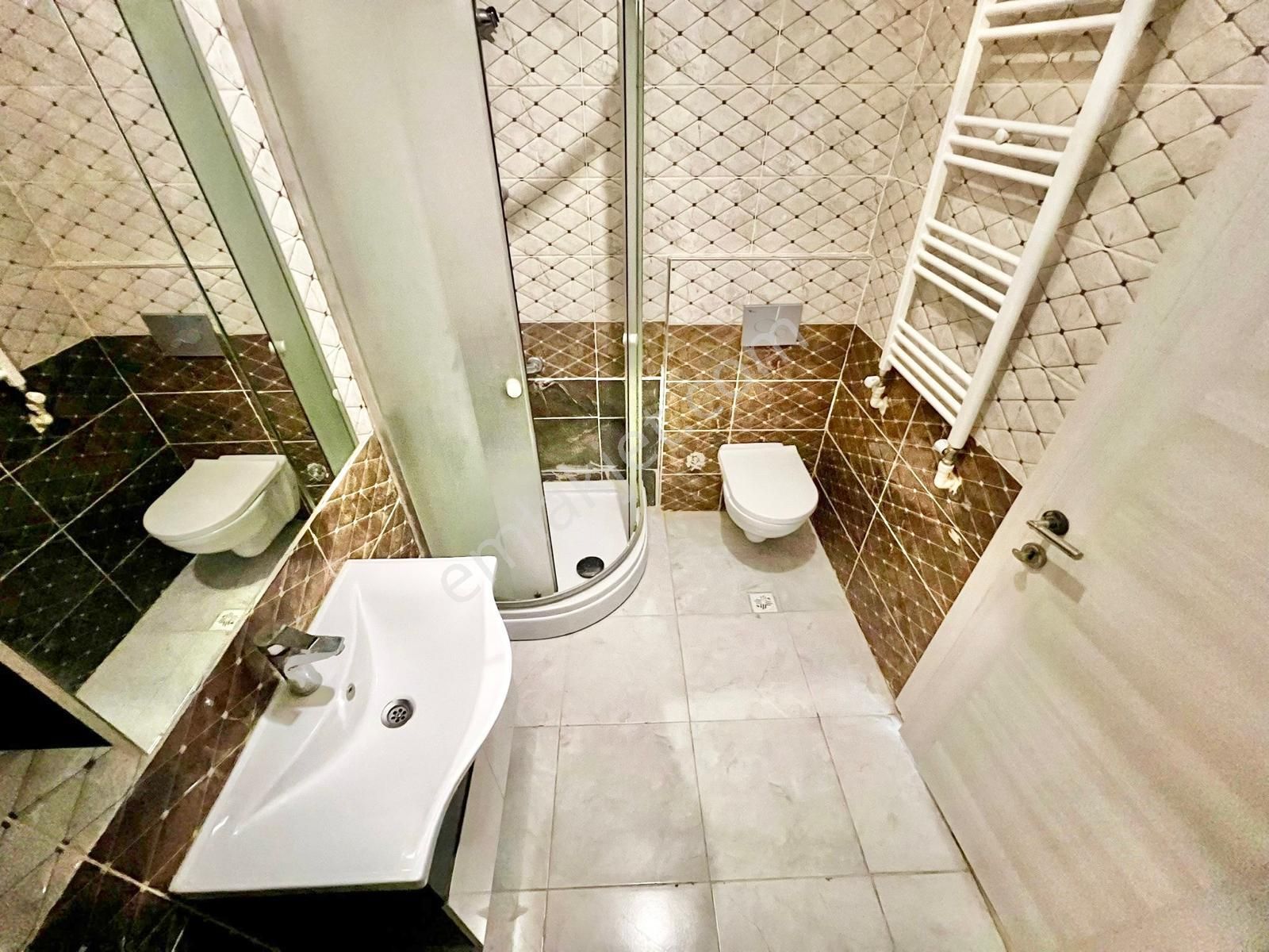 ꧁ay Emlaktan꧂akçay'da Full Kredili Ön Cephe Kombili Asansörlü Muhteşem Konumlu Satılık 1+1 Daire - Görsel 14