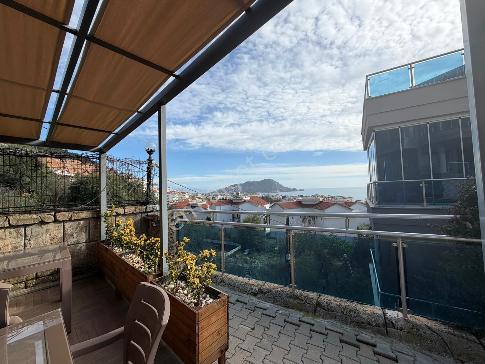 Alanya Dinek'te Kiralık 1+1 Eşyalı Aktiviteli Daire - Görsel 18